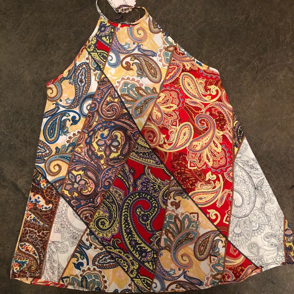 NEW Women’s Soprano printed dress size small